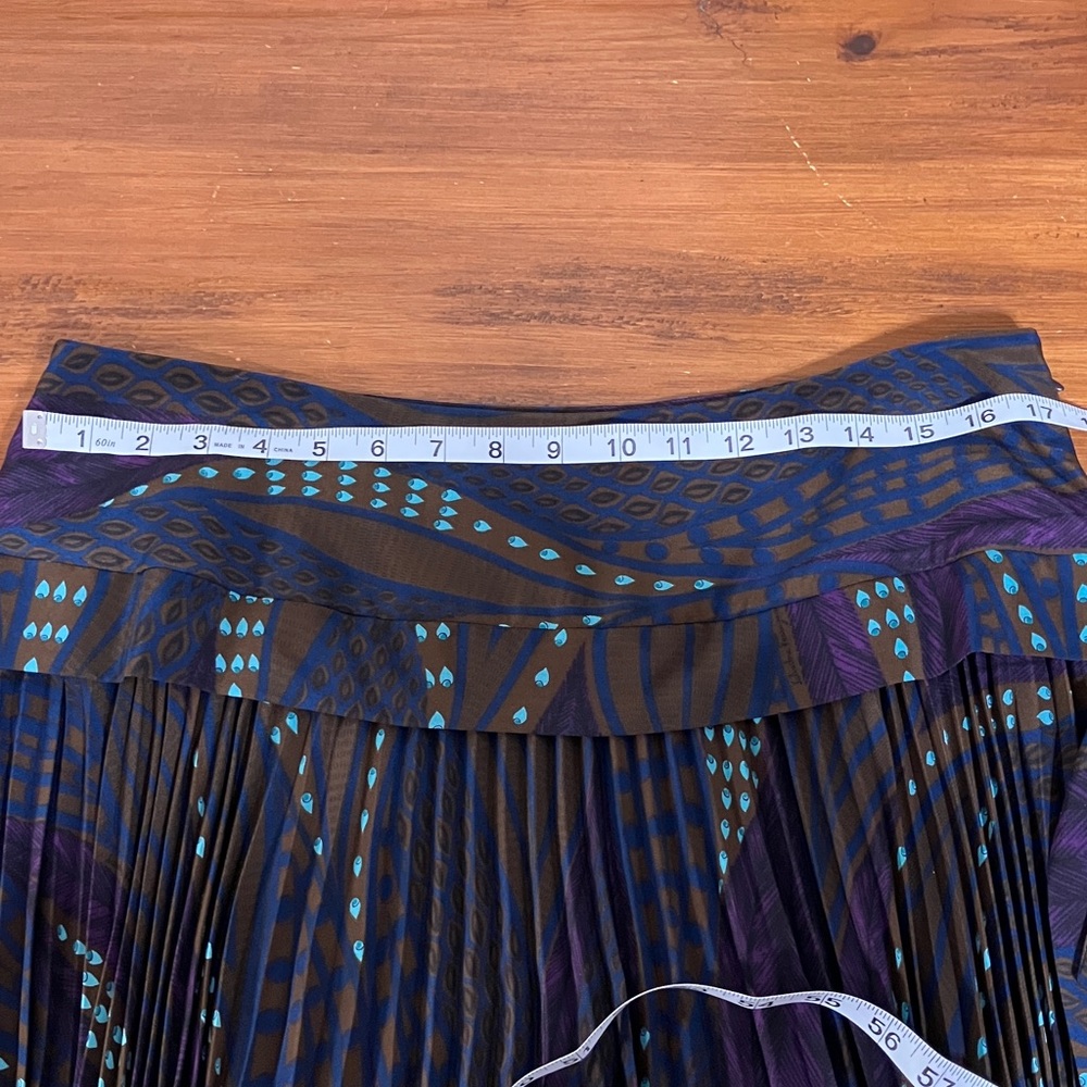 Salvatore Ferragamo Blue and Brown and Purple A-Line Skirt Size 12. 100% Silk. - Picture 2 of 10